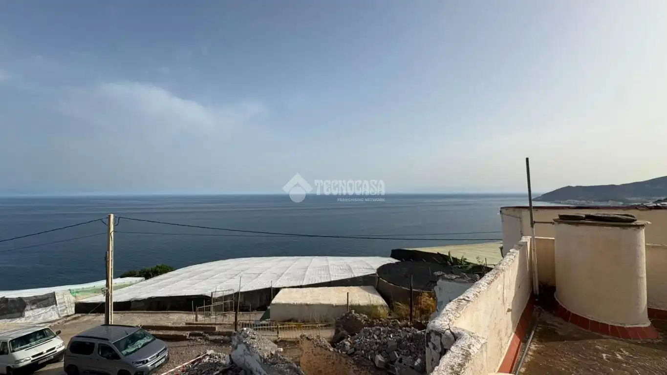 Casa adosada en venta en Rubite con Calefacción y Balcón