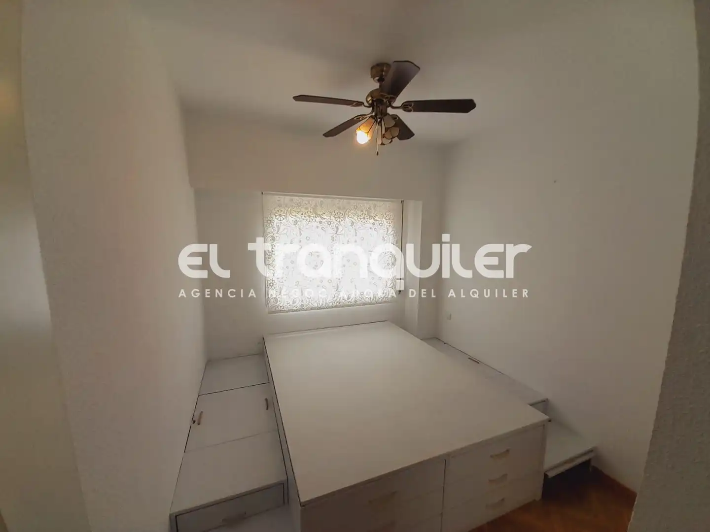 Schlafzimmer von Wohnung zum Verkauf in Madrid mit Klimaanlage, Parkett und Schwimmbad