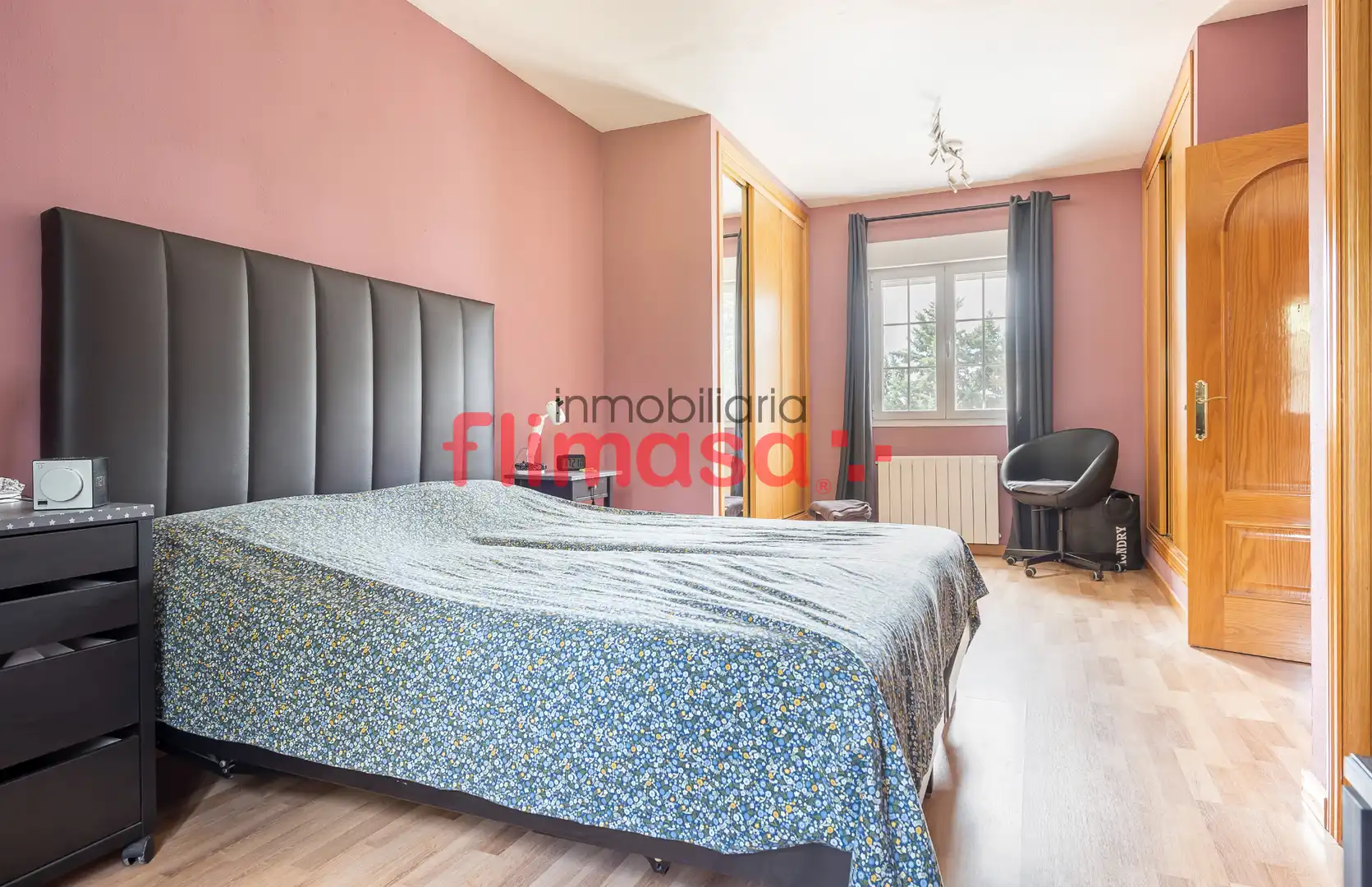 Habitación de Casa o chalet en venta en Villaviciosa de Odón con Aire acondicionado, Calefacción y Piscina