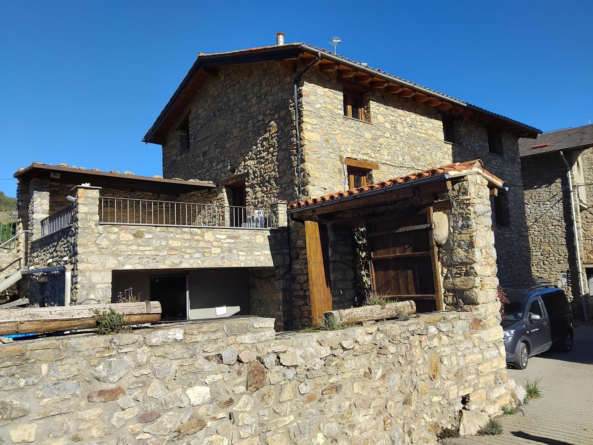 Vista exterior de Finca rústica en venda en Cava amb Calefacció