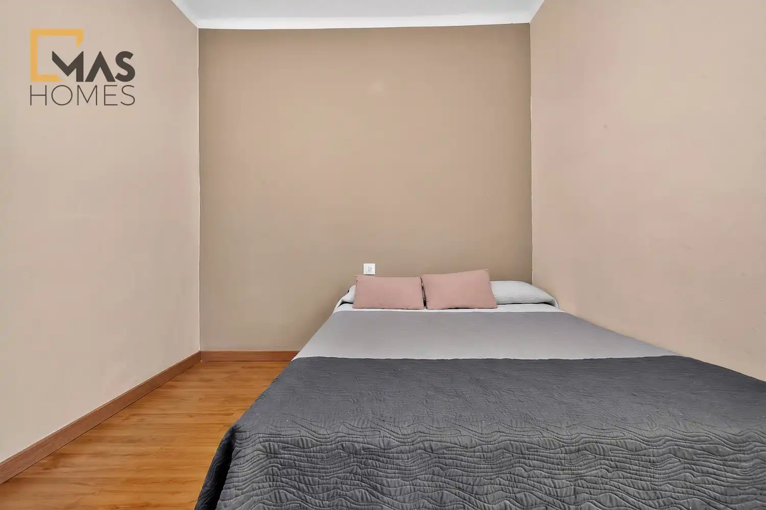 Flat with terrace for sale in Carrer d'Olot, imagen 27