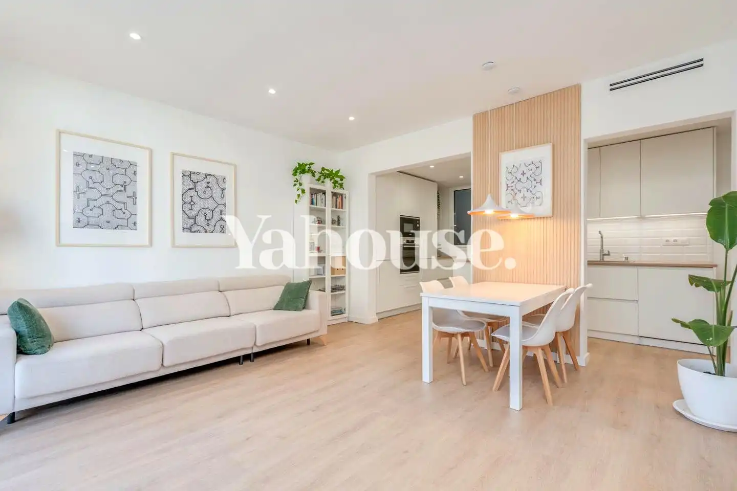 Wohnzimmer von Wohnung zum Verkauf in Barcelona mit Klimaanlage, Heizung und Parkett