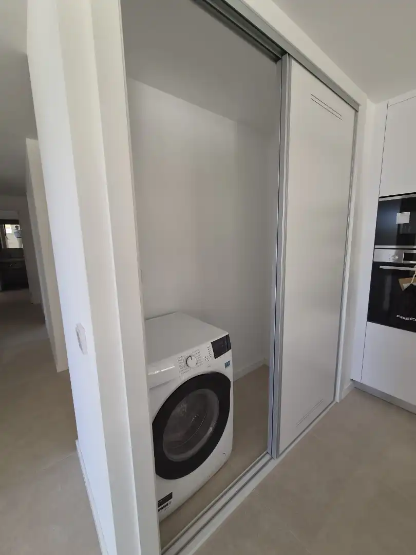 Piso de obra nueva con piscina en venta en Calle Colón 6, imagen 8