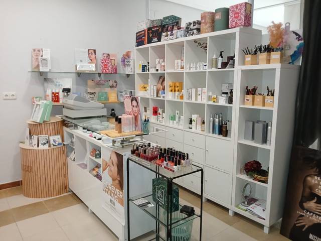 Local comercial en Alquiler en Alegia