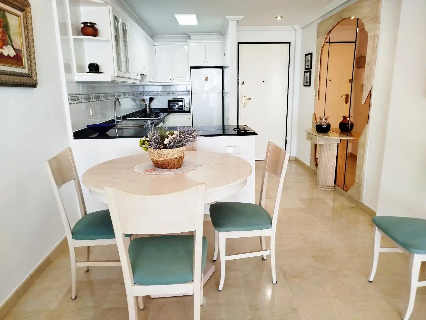 Comedor de Apartamento de alquiler en El Puig de Santa Maria con Terraza, Piscina y Amueblado