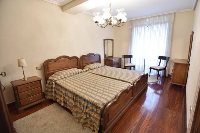 Piso en Venta en Bittor Sarasketa Kalea en Eibar