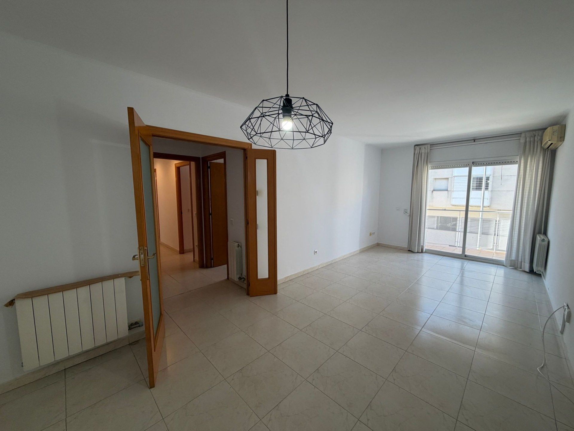 Piso de alquiler en Girona Capital con Aire acondicionado, Calefacción y Balcón