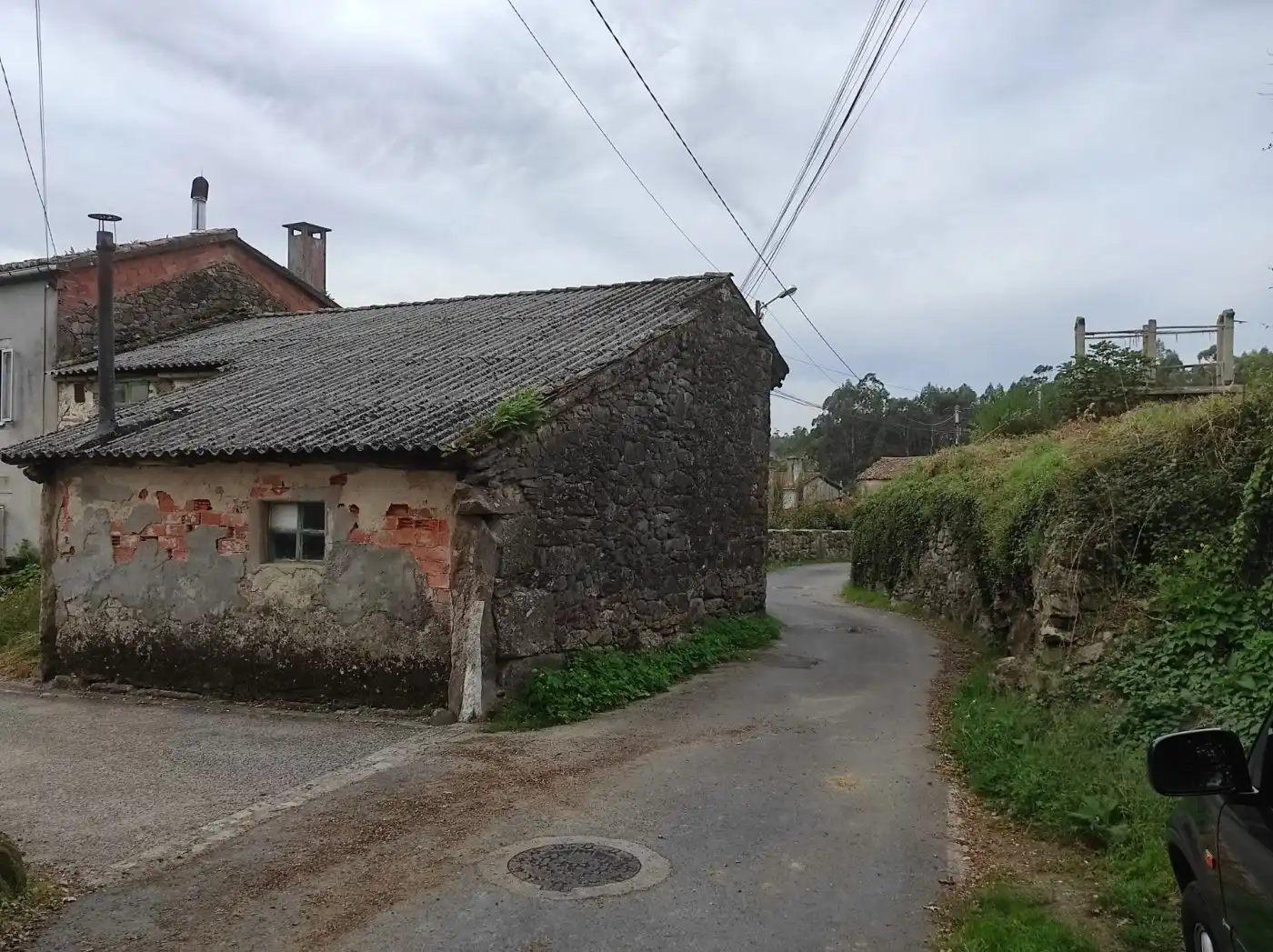 Vista exterior de Casa o xalet en venda en Santiago de Compostela 