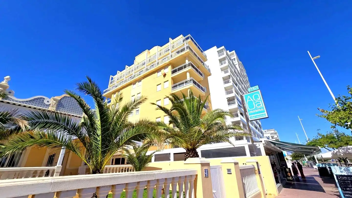 Attico con piscina in affitto a Passeig Marítim de Neptú 25, imagen 47