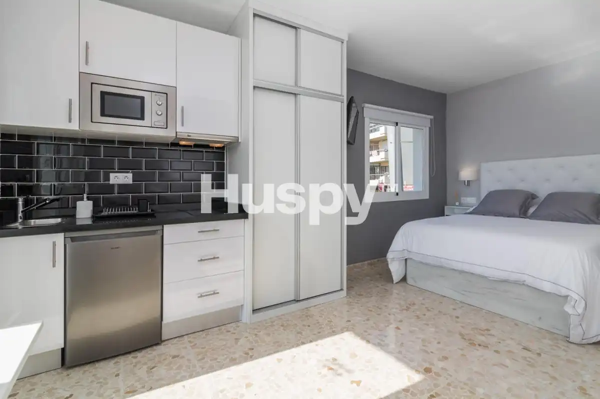 Mixed residential for sale in Calle Chiriva, imagen 6