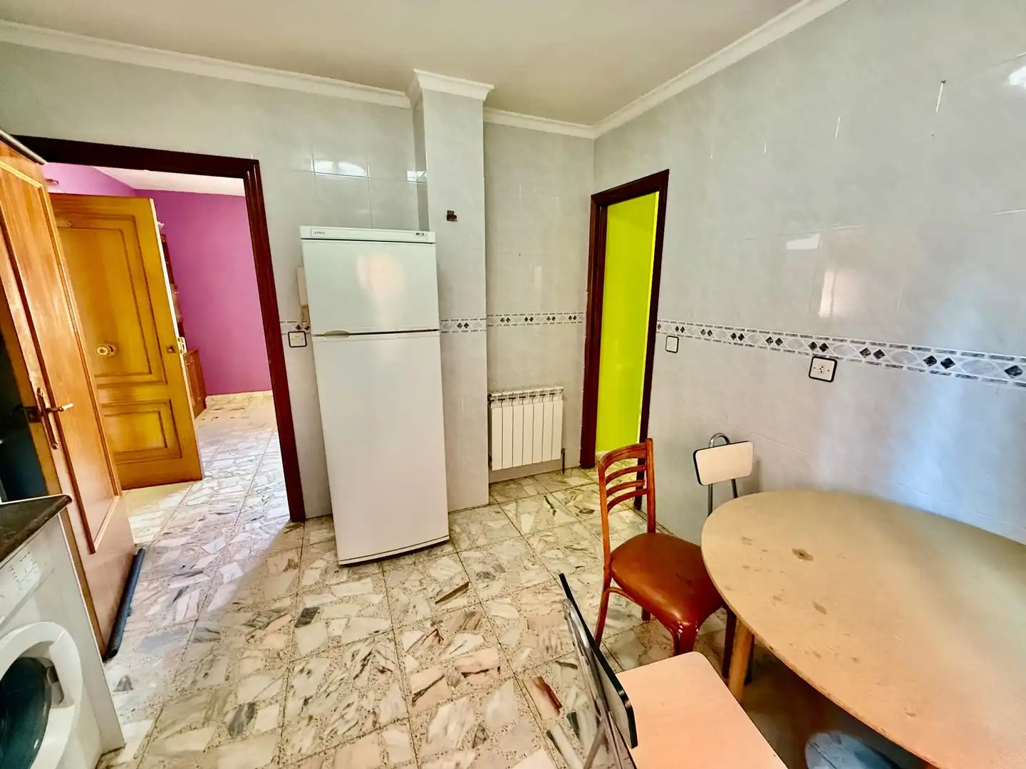 Kitchen of Buildings for sale in Villaquejida