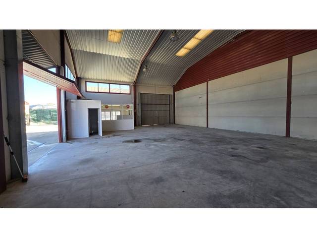 Nave industrial en Alquiler en Calle Industria en Ciudad Rodrigo