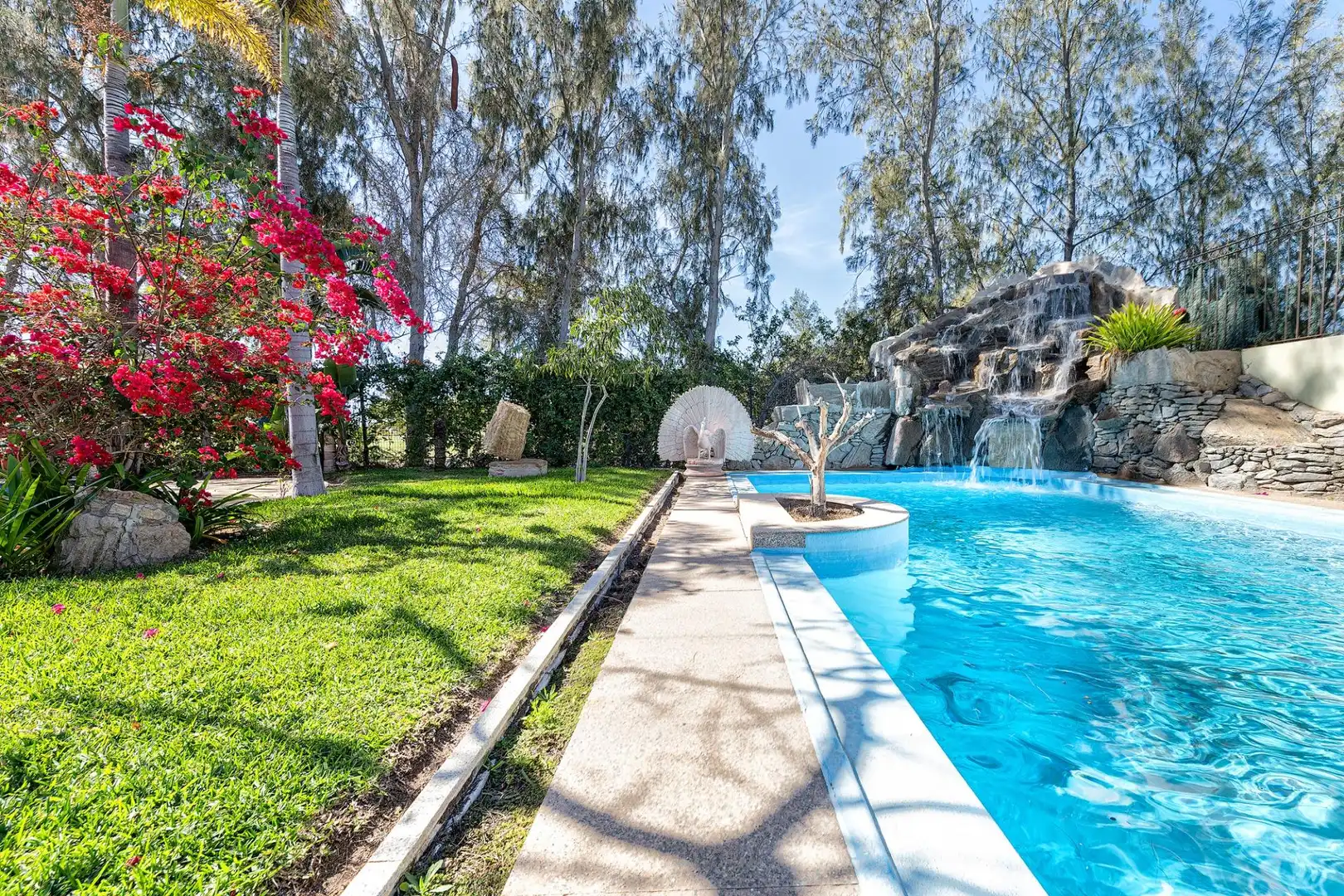 Piscina de Casa o xalet en venda en San Bartolomé de Tirajana amb Jardí privat, Terrassa i Traster