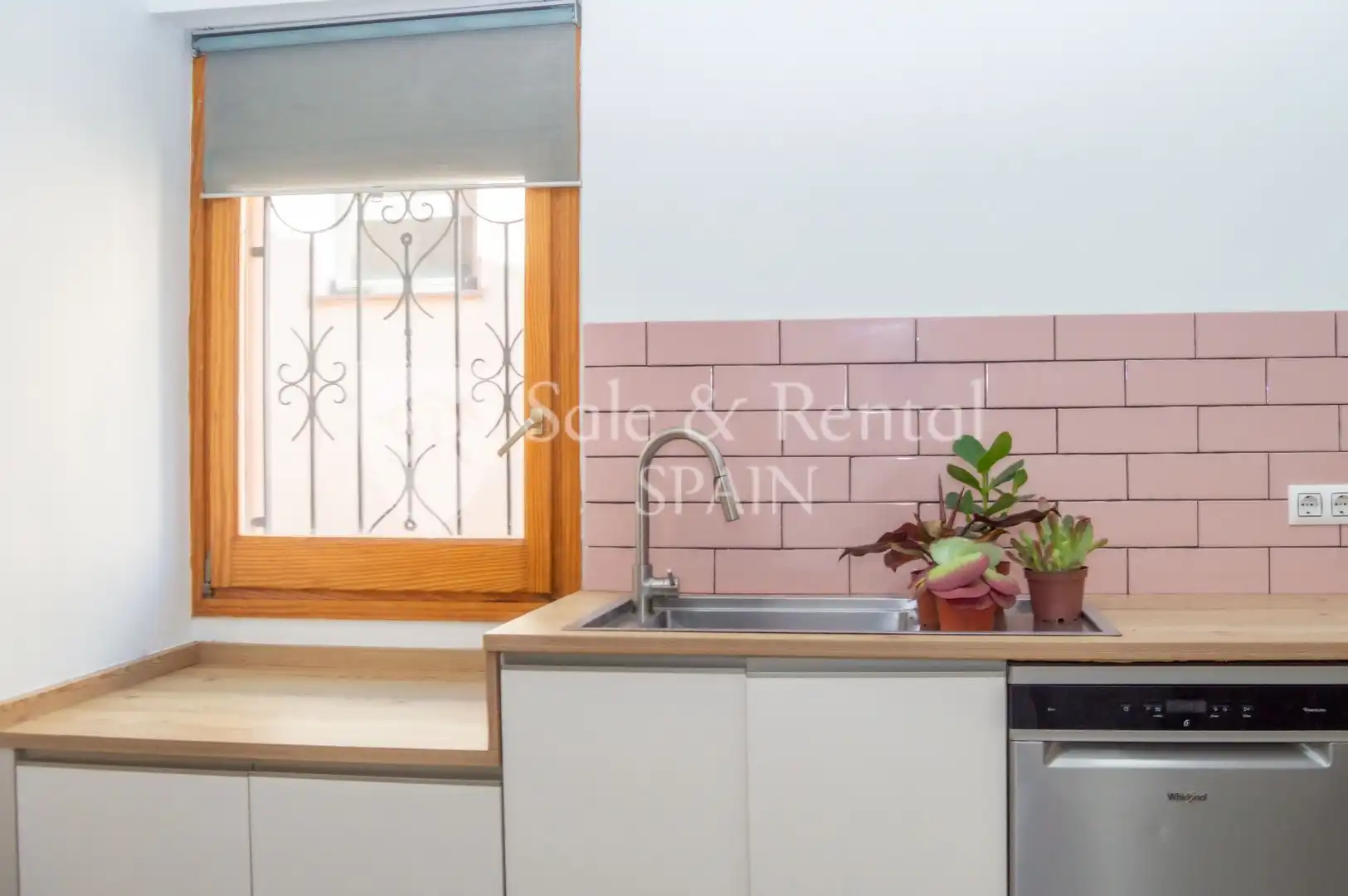 Kitchen of Flat for sale in Blanes  with Air Conditioner, Heating and Terrace