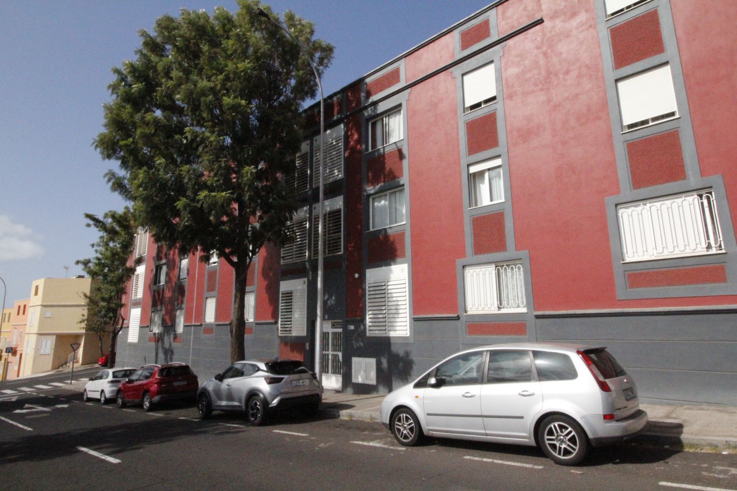 Exterior view of Flat to rent in  Santa Cruz de Tenerife Capital  with Air Conditioner and Heating