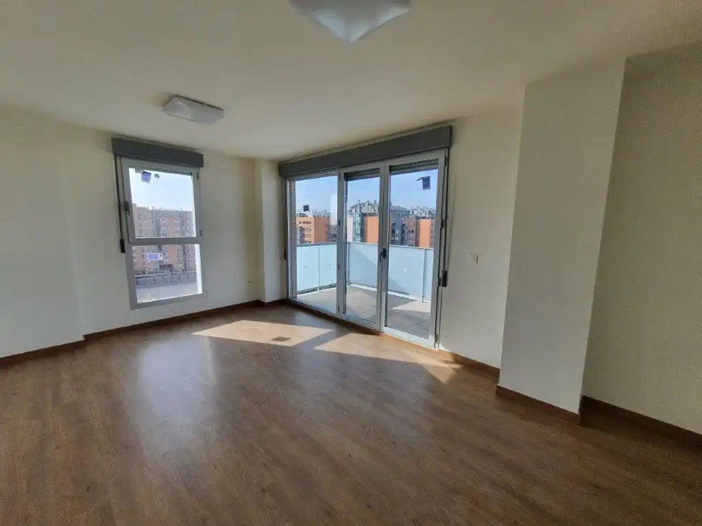 Habitación de Piso de alquiler en Valencia con Aire acondicionado, Terraza y Trastero