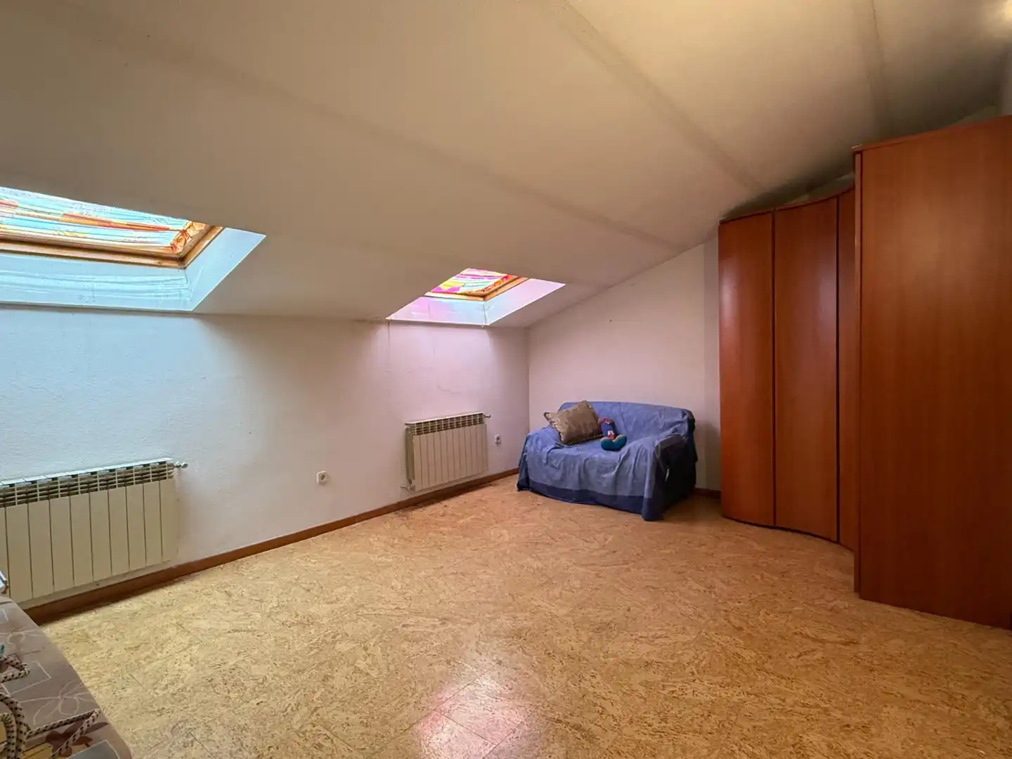 Casa adosada en venta en Guadalajara con Calefacción, Terraza y Amueblado