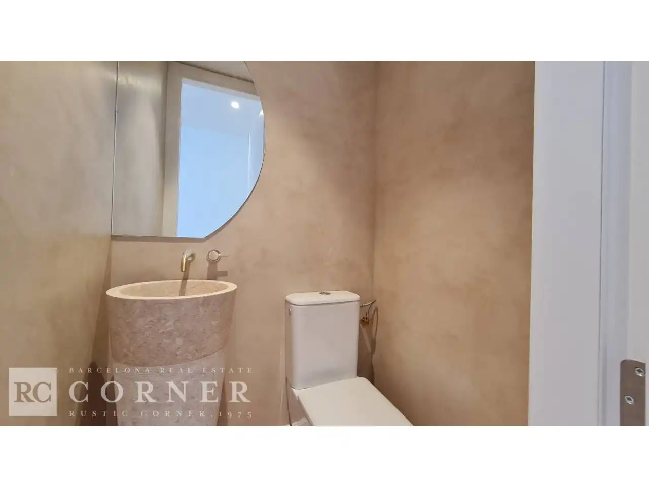Baño de Piso en venta en Barcelona con Aire acondicionado, Parquet y Terraza