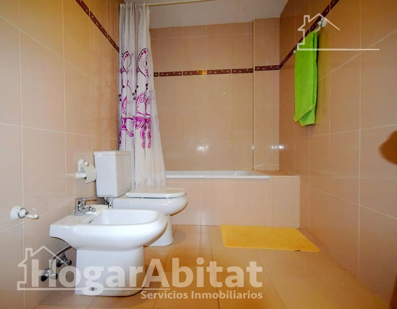 Baño de Piso en venta en Sagunto / Sagunt con Terraza y Trastero
