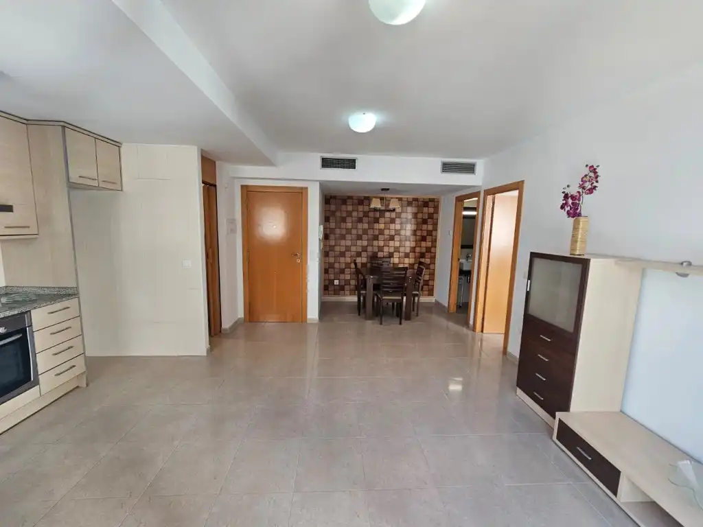 Appartement compact avec terrasse à vendre à Pueblo