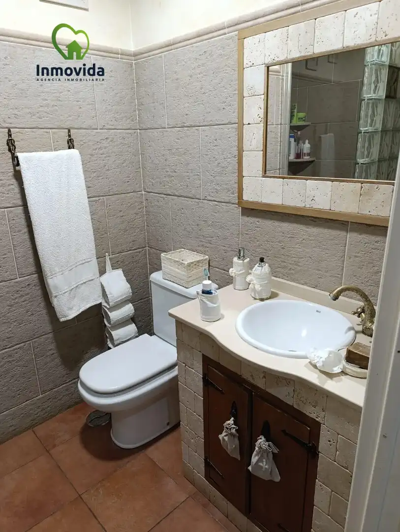 Bathroom of Flat for sale in Córdoba  with Air Conditioner, Heating and Terrace