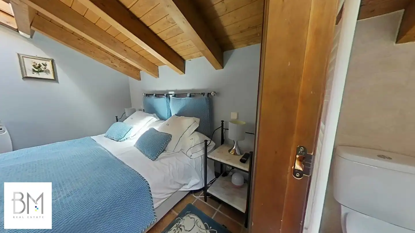 Dormitori de Casa o xalet en venda en Mombeltrán, Ávila