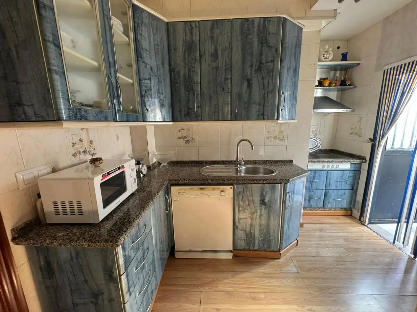 Kitchen of Flat for sale in Sevilla