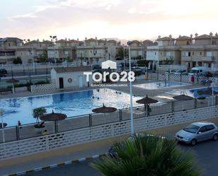 Piscina de Casa adosada de lloguer en Santa Pola amb Terrassa, Piscina i Moblat