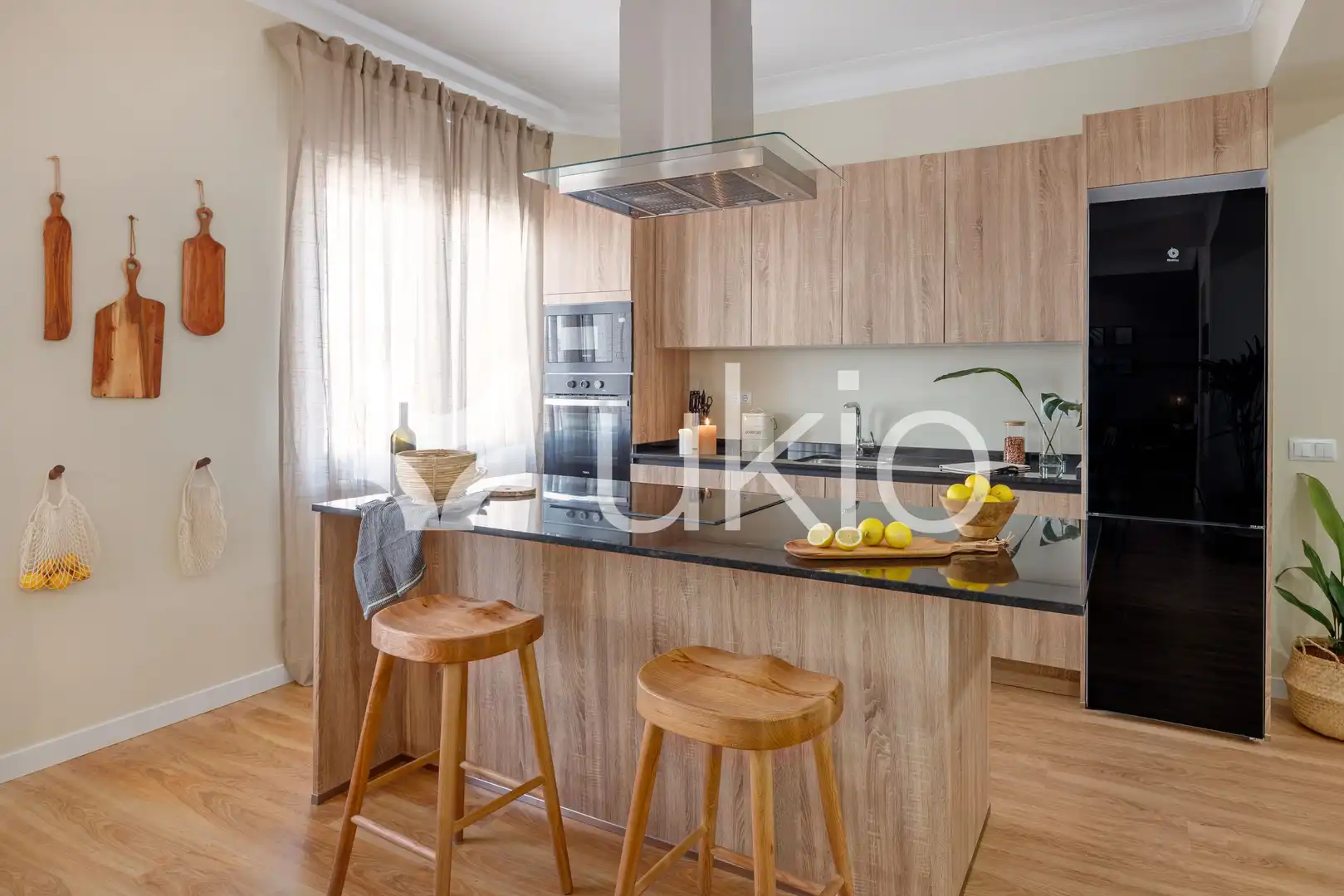 Cocina de Apartamento de alquiler en Madrid con Aire acondicionado, Calefacción y Trastero