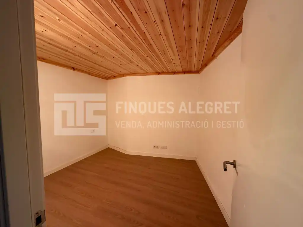 Dúplex en venta en Baix Pallars