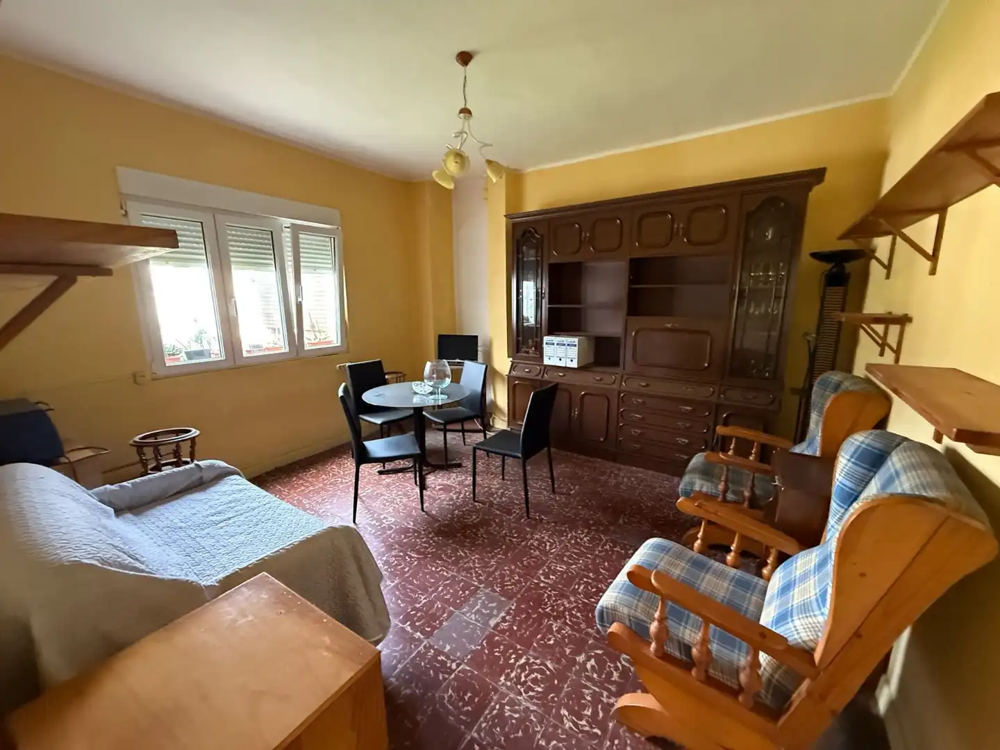 Sala d'estar de Casa o xalet en venda en Oviedo 