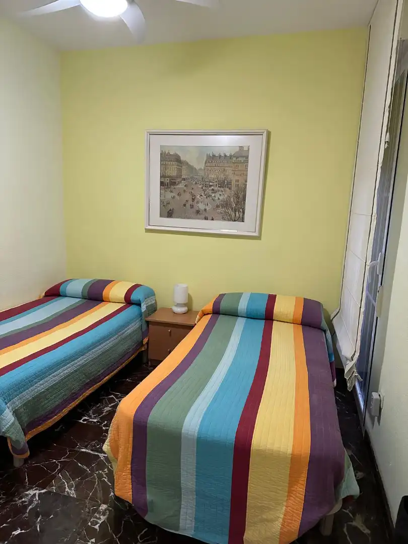 Schlafzimmer von Wohnung zum Verkauf in Córdoba mit Klimaanlage, Heizung und Privatgarten
