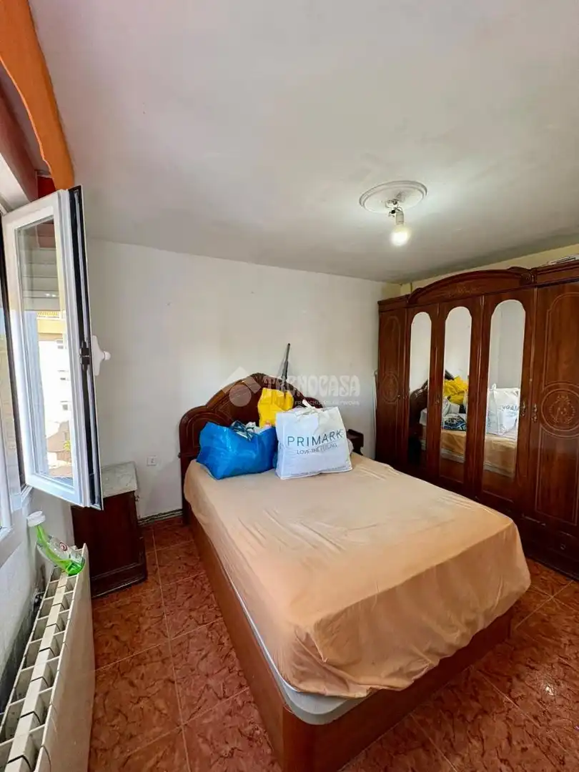 Schlafzimmer von Wohnung zum Verkauf in Madrid mit Klimaanlage, Heizung und Terrasse