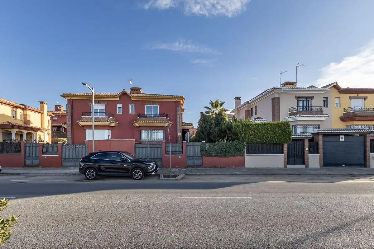 Casa adosada en venda a Camino de la Malaha, 17, Ayuntamiento