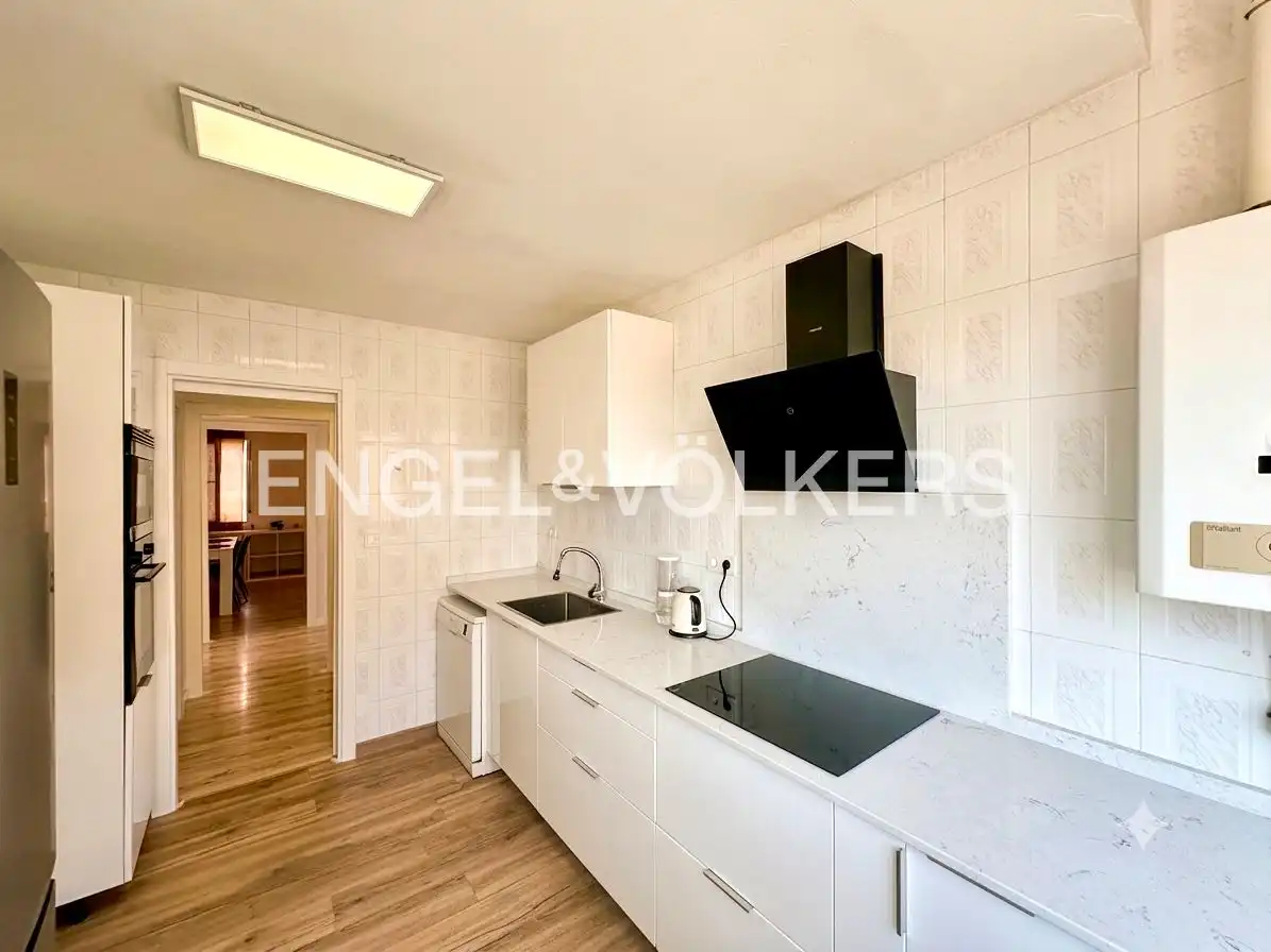 Küche von Wohnung zur Miete in Valencia mit Klimaanlage, Heizung und Möbliert