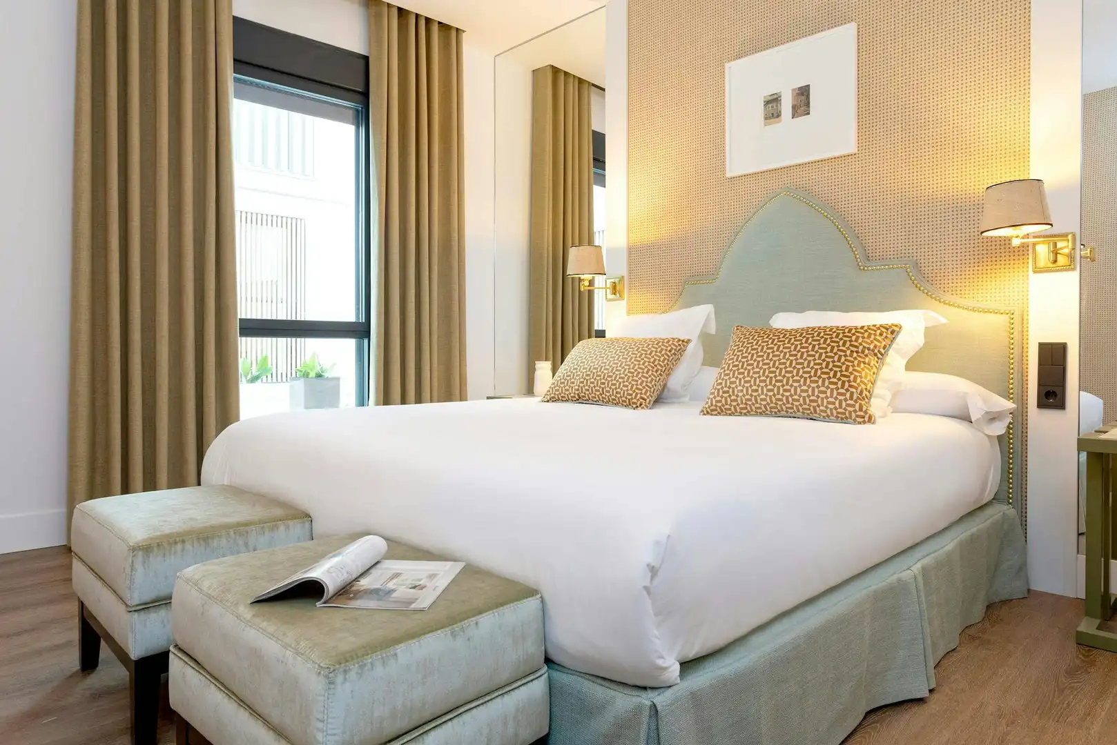 Bedroom of Flat for rent in Sevilla  with Air Conditioner, Heating and Washing machine