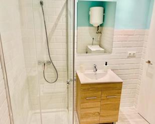 Bathroom of Study to rent in Torremolinos  with Air Conditioner and Terrace