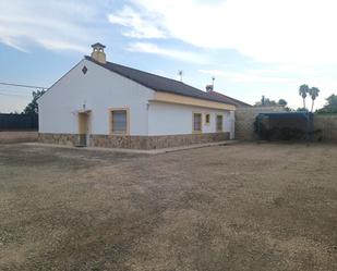 Vista exterior de Casa o xalet en venda en Jerez de la Frontera amb Aire condicionat, Calefacció i Jardí privat