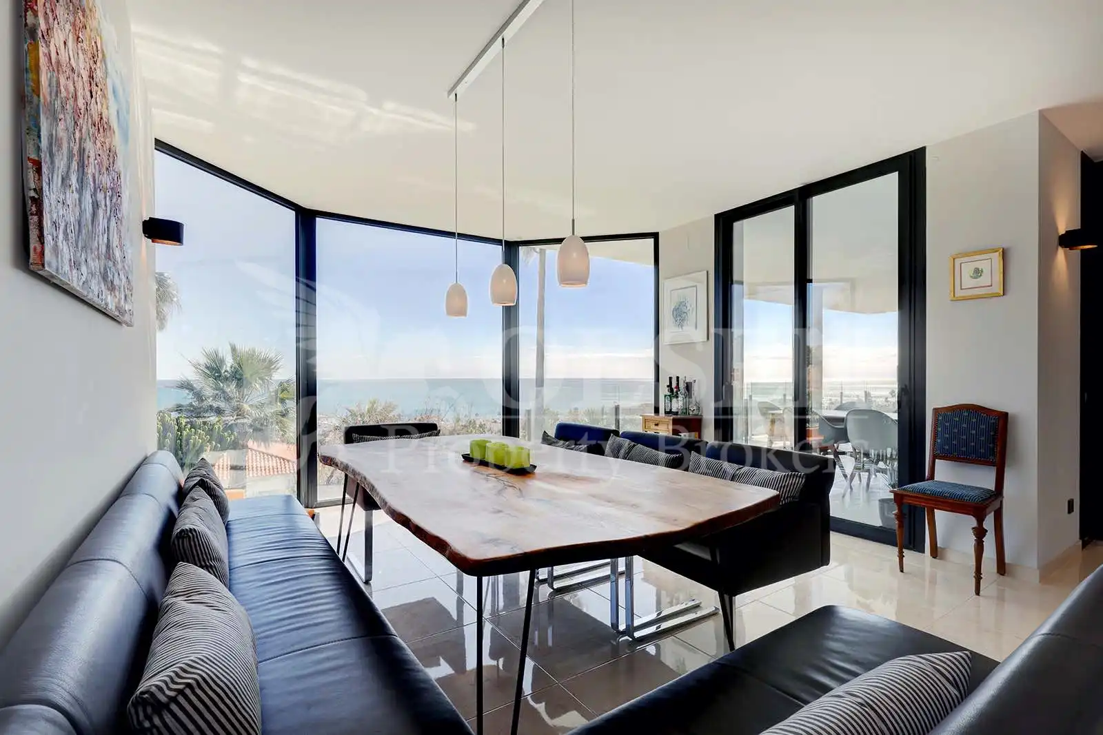 Comedor de Casa o chalet en venta en Estepona con Aire acondicionado, Calefacción y Jardín privado