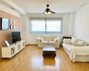 Living room of Flat to rent in Crevillent  with Terrace and Community pool