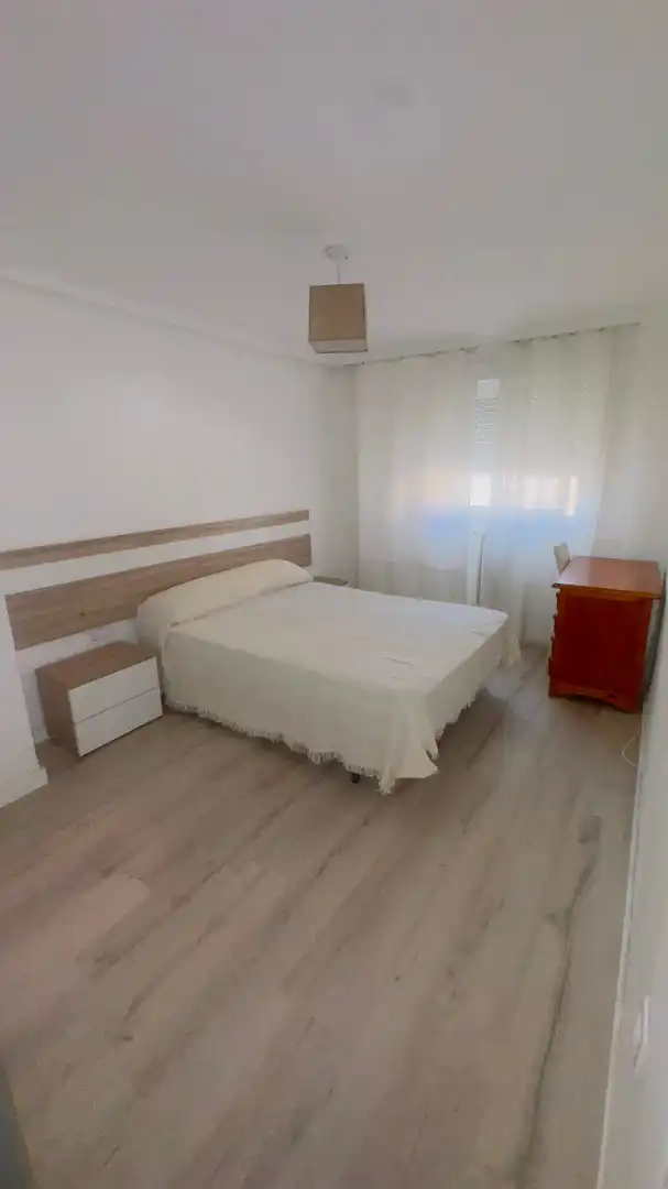 Piso con terraza en venta en Avenida Ramón y Cajal 47, imagen 8