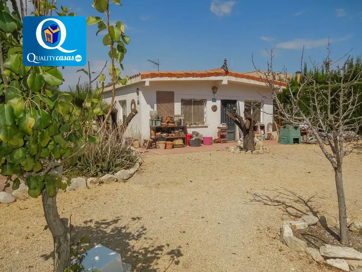 Vista exterior de Casa o xalet en venda en Alicante / Alacant amb Aire condicionat, Calefacció i Terrassa