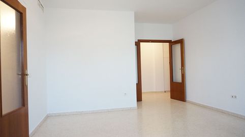 Foto 3 von Wohnung zur Miete in Calle Otoño, 8, Torre Cruz - Los Molinos, Utrera