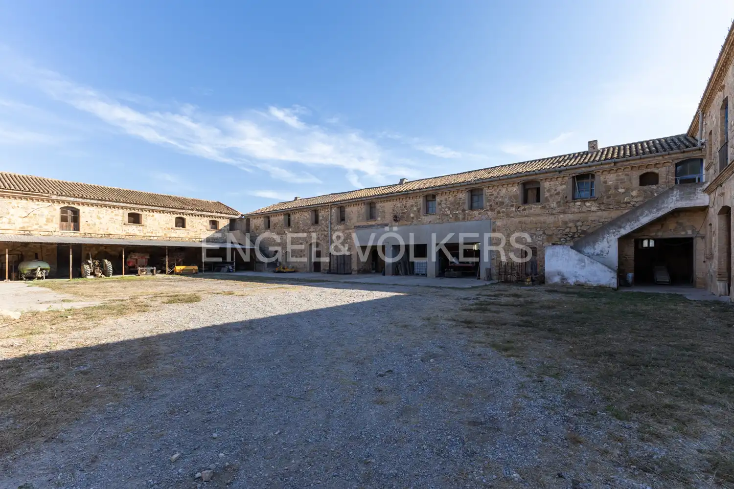 Vista exterior de Casa o chalet en venta en Llíria con Calefacción, Jardín privado y Parquet