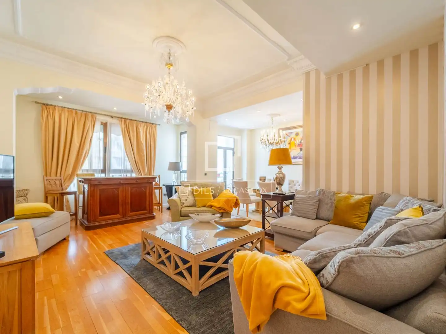 Sala d'estar de Pis de lloguer en Valencia amb Aire condicionat, Parquet i Terrassa
