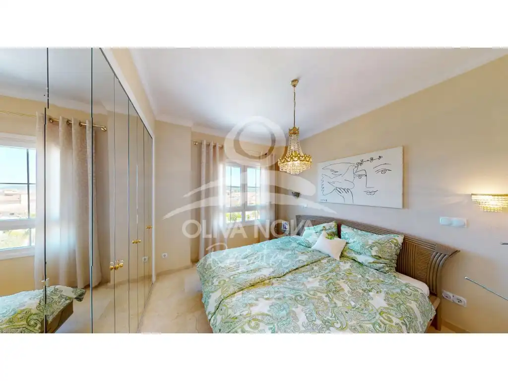 Bedroom of Attic for sale in Oliva  with Terrace, Swimming Pool and Furnished