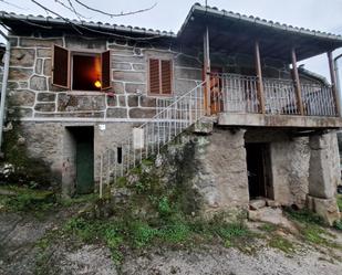 Vista exterior de Finca rústica en venda en O Pereiro de Aguiar  amb Balcó