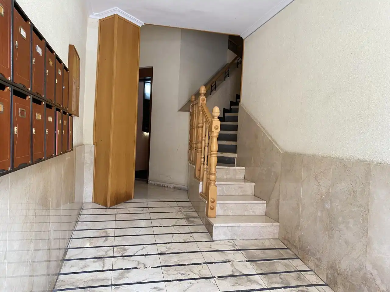 Piso de alquiler en calle Alona, Benalúa