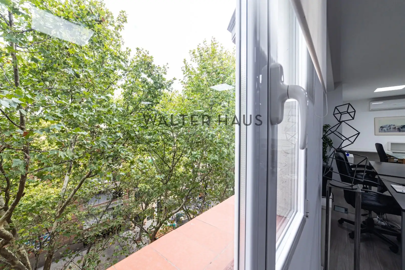 Balcony of Office for rent in Madrid  with Air Conditioner and Heating