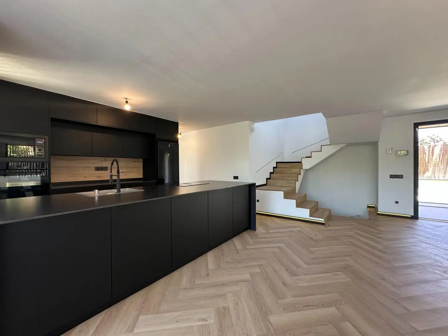 Kitchen of Houses for sale in Cunit  with Air Conditioner, Private garden and Terrace